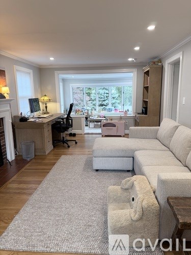 67 Berkshire Rd 3 Beds Apartment for Rent