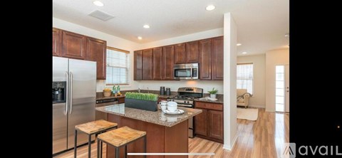 10009 Gentian Dr 4 Beds Apartment for Rent