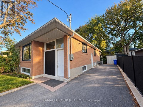 MAIN - 52 WALTER AVENUE 3 Beds Apartment for Rent