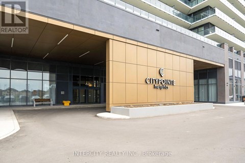 1102 - 15 SKYRIDGE DRIVE E 3 Beds Apartment for Rent