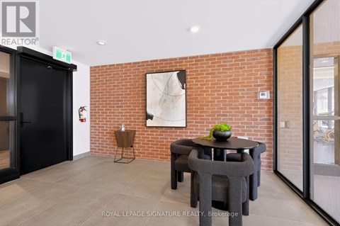 212 - 2799 KINGSTON ROAD 1 Apartment for Rent