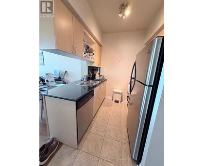1006 - 2325 CENTRAL PARK DRIVE 1 Apartment, Condo, Home for Rent - Photo gallery 4