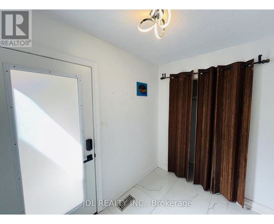 89 RICE DRIVE 4 Beds House for Rent - Photo gallery 4