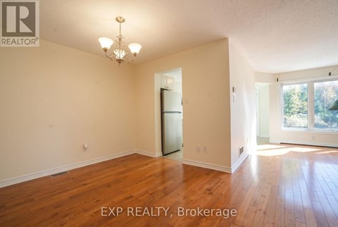 338 FORESTBROOK STREET 3 Beds Apartment for Rent