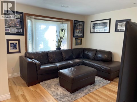 580 CROMWELL STREET 2 Beds Apartment for Rent
