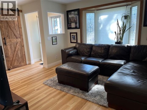 580 CROMWELL STREET 2 Beds Apartment for Rent