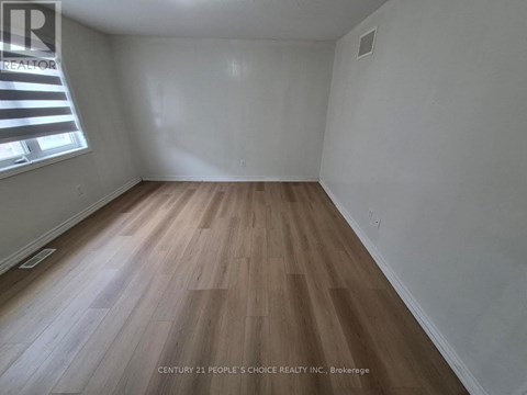 19 FREEDOM OAKS TRAIL 1 Apartment for Rent