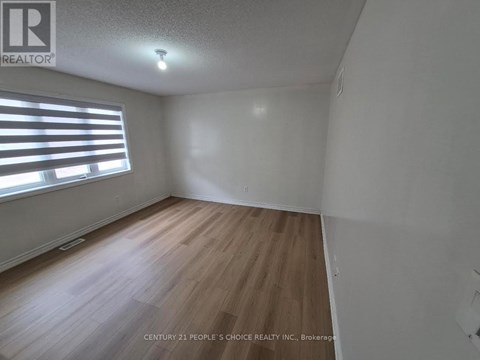 19 FREEDOM OAKS TRAIL 1 Apartment for Rent