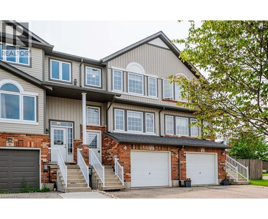 4 MADELEINE Street 3 Beds Home, Townhouse for Rent - Photo gallery 4