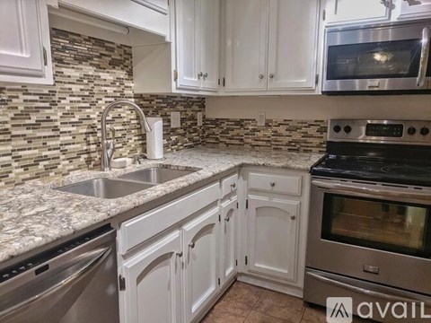 127 Ann Bradley Dr 3 Beds Apartment for Rent