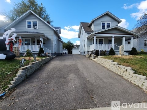 2243 S Smithville Rd 2 Beds Apartment for Rent
