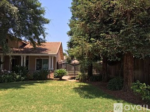 2737 San Jose Ave 3 Beds Apartment for Rent