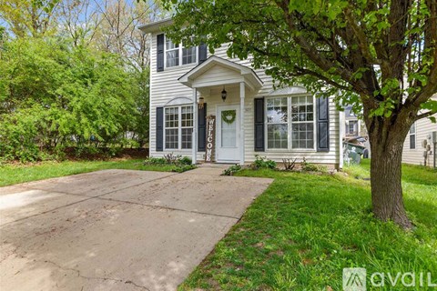 301 Glaston Ct 3 Beds Apartment for Rent