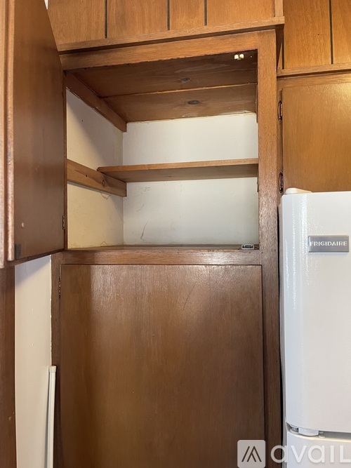 Neihardt Avenue 2 Beds Single Family Home for Rent - Photo gallery 3
