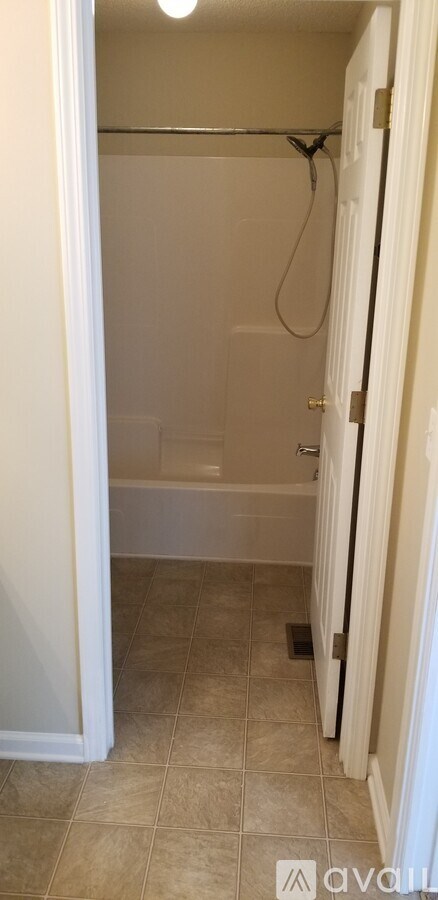 102 Baldwin Dr 2 Beds Apartment for Rent