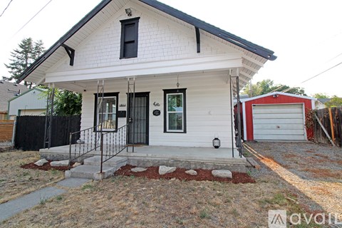 1811 North Morton Street 2 Beds Apartment for Rent