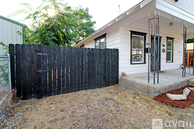 1811 North Morton Street 2 Beds Single Family Home for Rent - Photo gallery 5