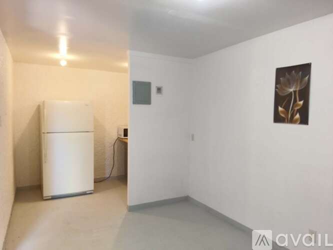 218 West Business Loop 1 Apartment for Rent - Photo gallery 1
