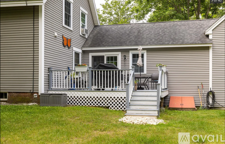 201 Portsmouth Ave 3 Beds Apartment for Rent - Photo gallery 3