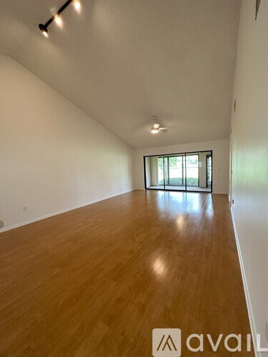 4541 Kingsmere 2 Beds Apartment for Rent