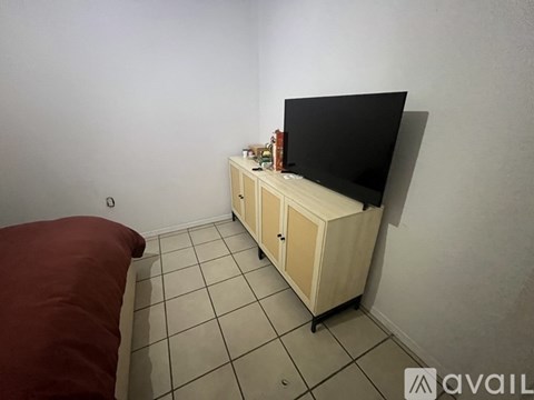 415 Grove Street Southeast 2 Beds Apartment for Rent
