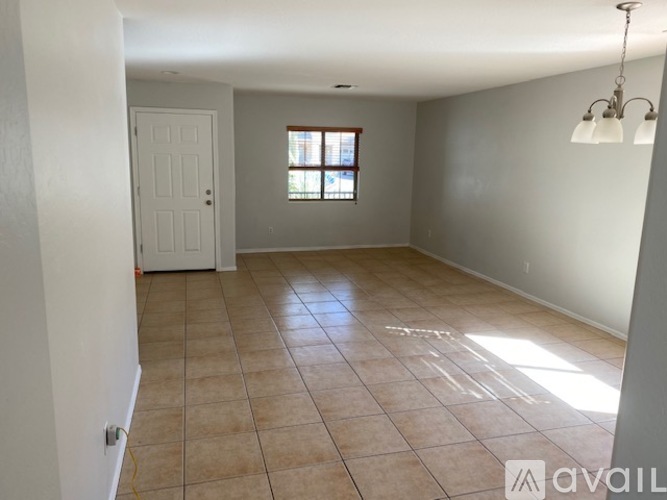 Arizona Ave 4 Beds Single Family Home for Rent - Photo gallery 3