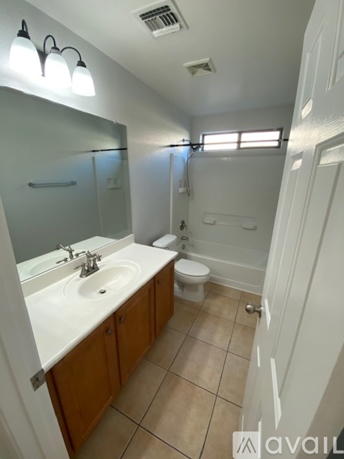 Arizona Ave 4 Beds Single Family Home for Rent - Photo gallery 5