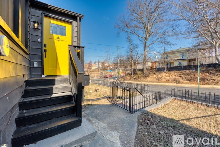 5503 Jay St NE 4 Beds Single Family Home for Rent - Photo gallery 2