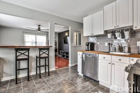 815 Verner St NW 2 Beds Apartment for Rent