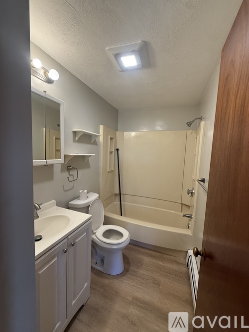 396-398 Juniper St 2 Beds Apartment for Rent - Photo gallery 1