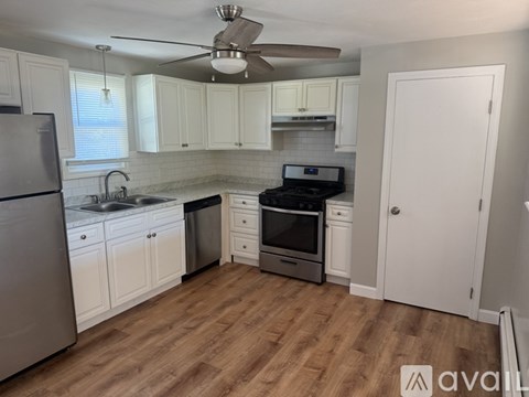 396-398 Juniper St 2 Beds Apartment for Rent