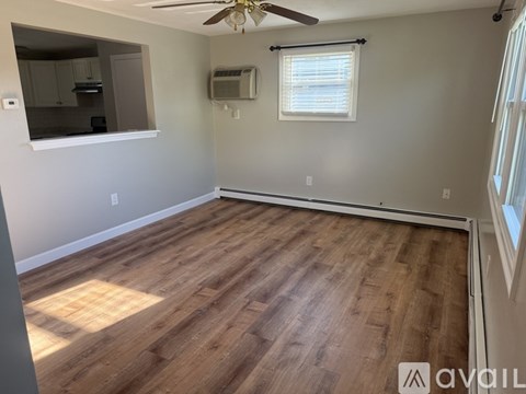 396-398 Juniper St 2 Beds Apartment for Rent