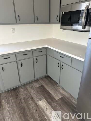 228 Watkins Ave 2 Beds Apartment for Rent