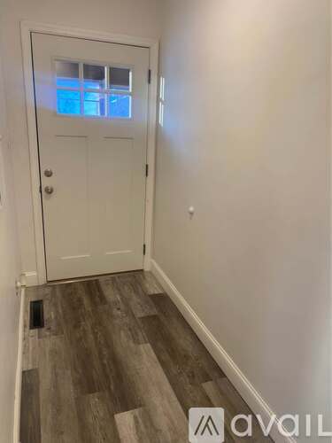 228 Watkins Ave 2 Beds Apartment for Rent - Photo gallery 4