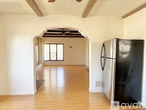 4935 College Ave 6 Beds Apartment for Rent