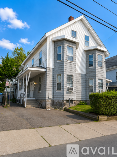 123 Chestnut Street 3 Beds Apartment for Rent - Photo gallery 1
