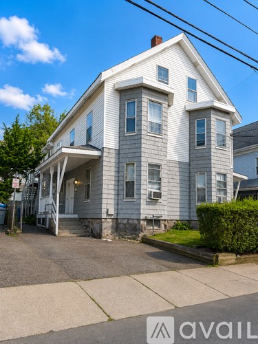 123 Chestnut Street 3 Beds Apartment for Rent