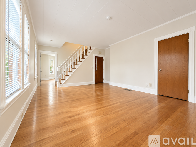 123 Chestnut Street 3 Beds Apartment for Rent - Photo gallery 5