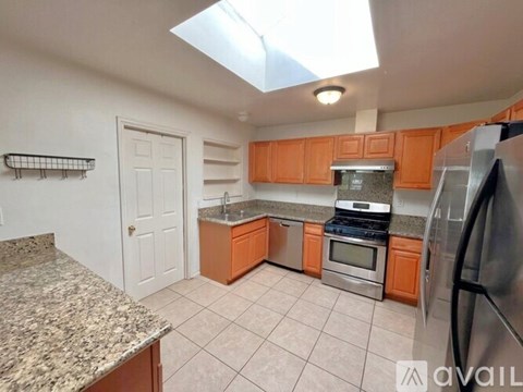 5021 Art St 7 Beds Apartment for Rent