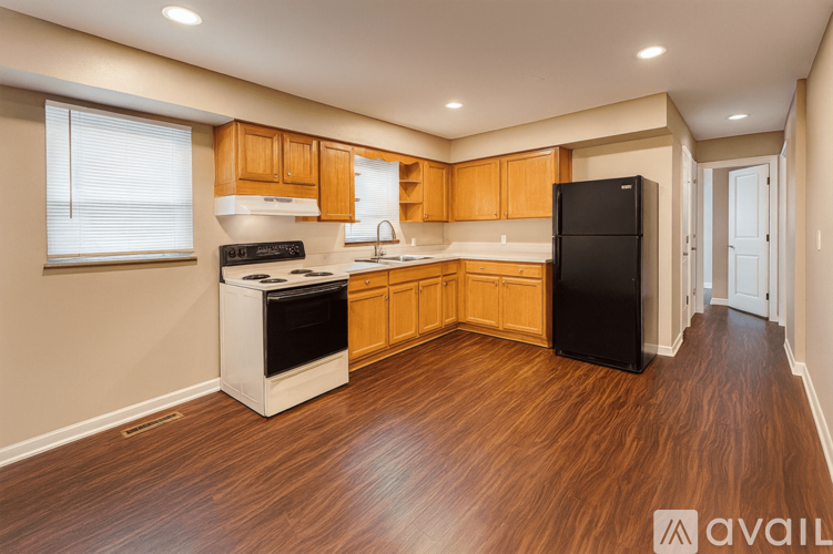 560 Durango Dr 2 Beds Apartment for Rent - Photo gallery 2