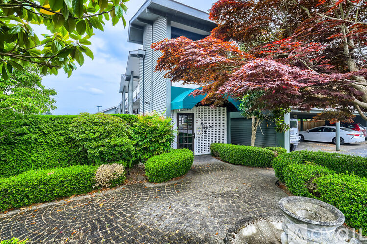 7924 212th Street Southwest 2 Beds Condo for Rent - Photo gallery 1