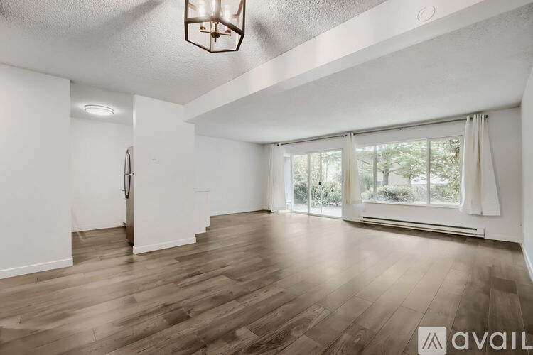 7924 212th Street Southwest 2 Beds Condo for Rent - Photo gallery 2