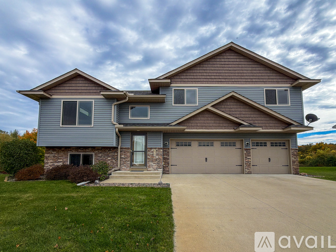 820 Cole Ave 3 Beds Single Family Home for Rent - Photo gallery 1