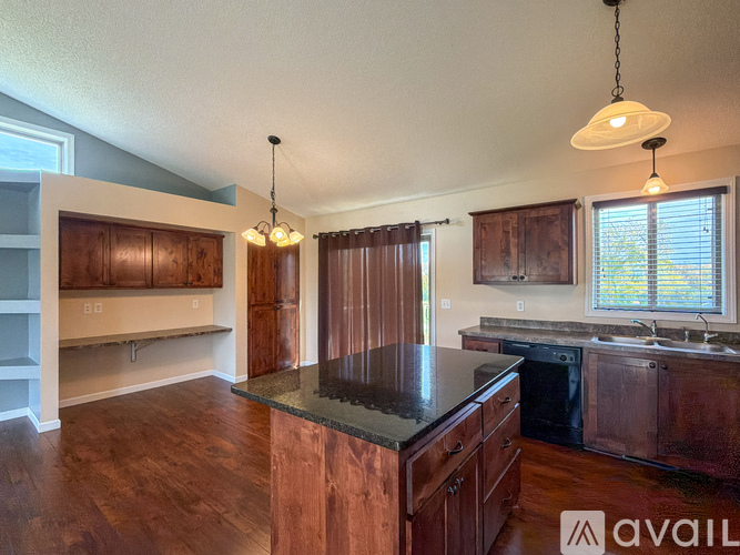 820 Cole Ave 3 Beds Single Family Home for Rent - Photo gallery 5