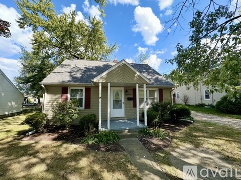 3035 33Rd St NE 3 Beds Apartment for Rent