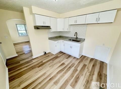 3035 33Rd St NE 3 Beds Apartment for Rent