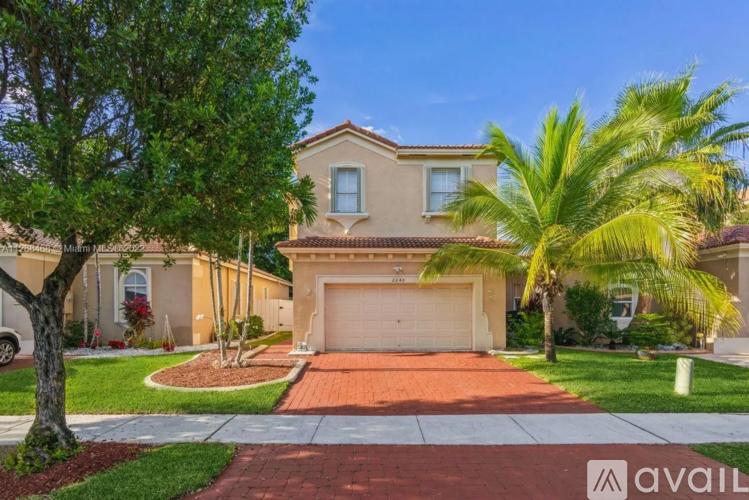2240 Northeast 37th Terrace 3 Beds Single Family Home for Rent - Photo gallery 1