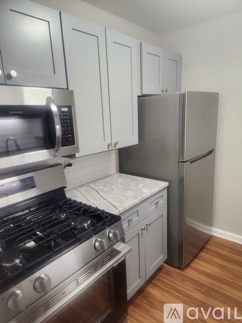 226 Shorewood Drive 1 Condo for Rent - Photo gallery 3
