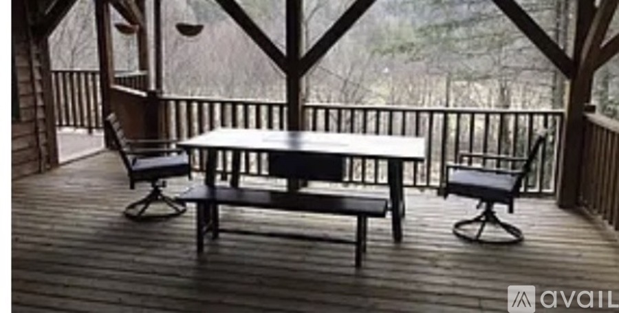 7947 Elk Creek Darby Road 2 Beds Single Family Home for Rent - Photo gallery 4