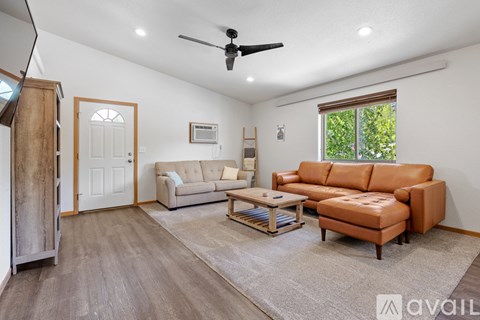 955-956 Stahl Ct 2 Beds Apartment for Rent